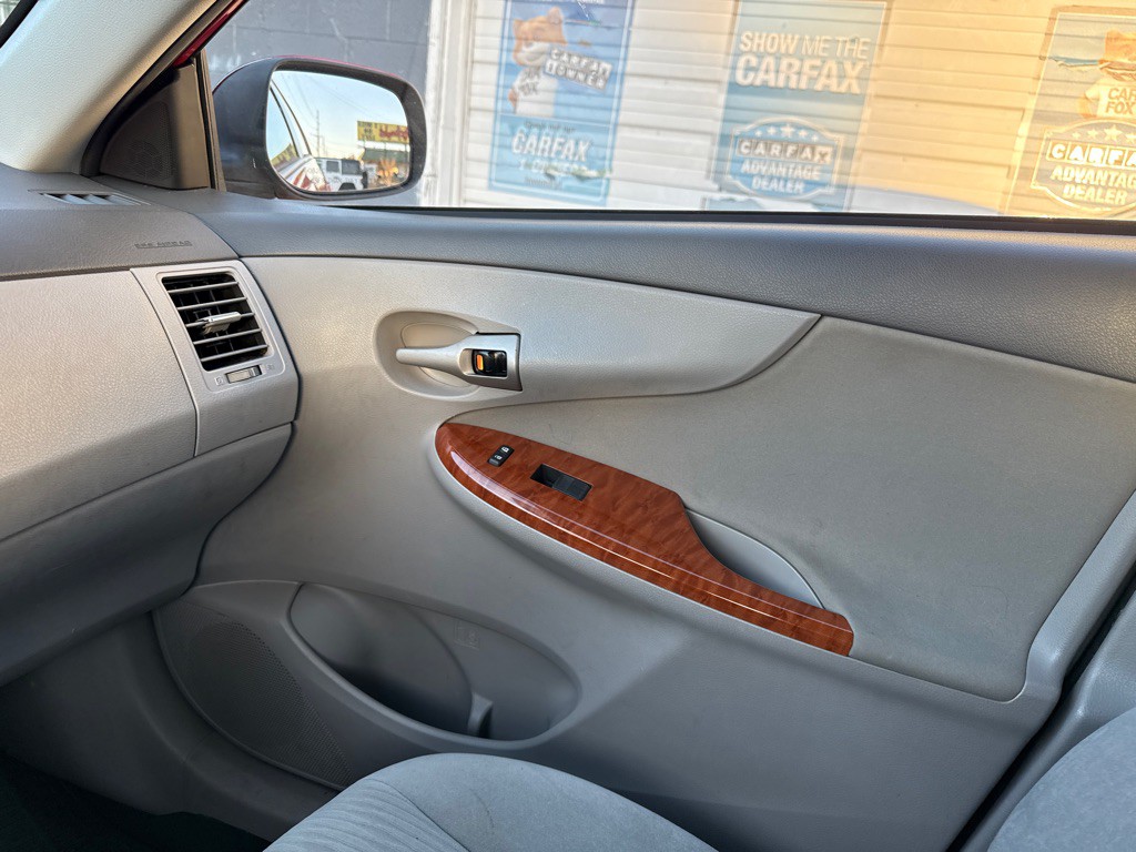 2009 Toyota Corolla Image 13