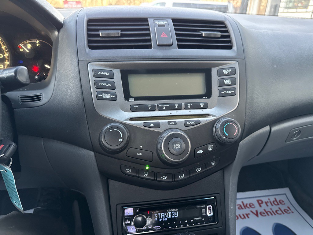 2006 Honda Accord Image 11