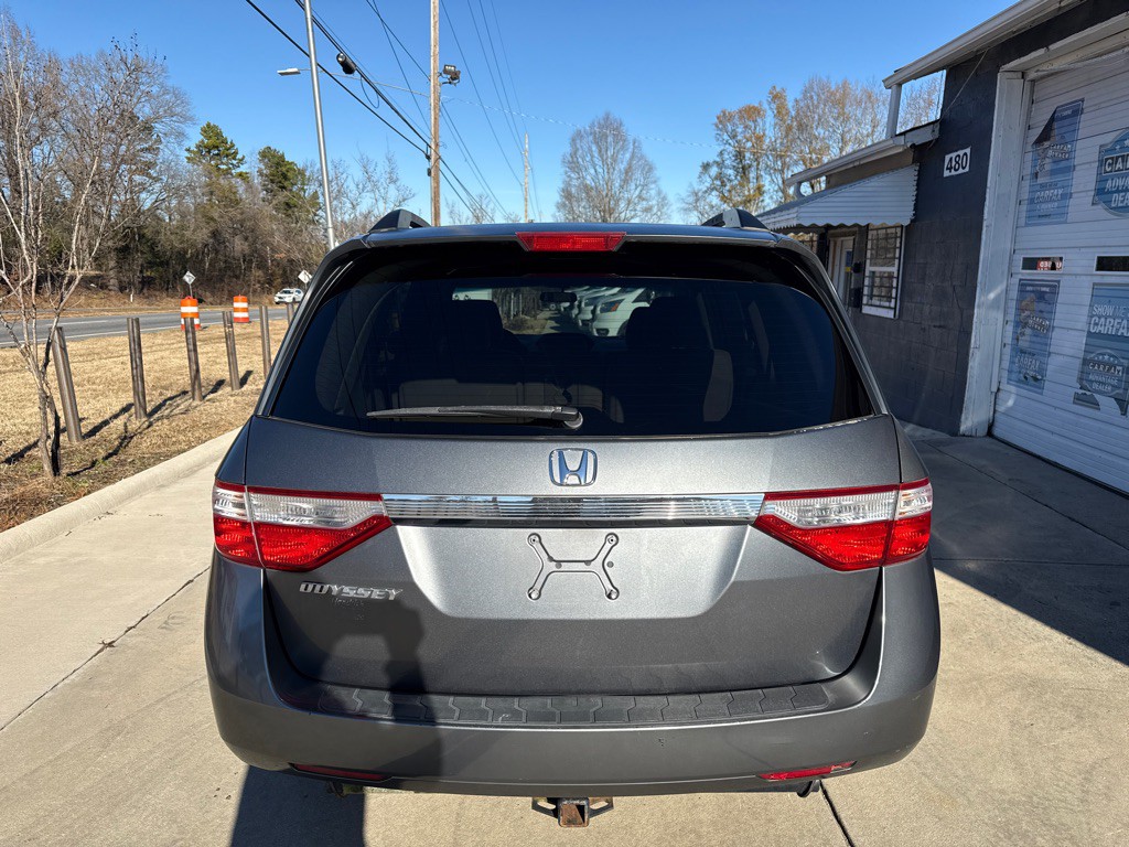 2011 Honda Odyssey Image 3