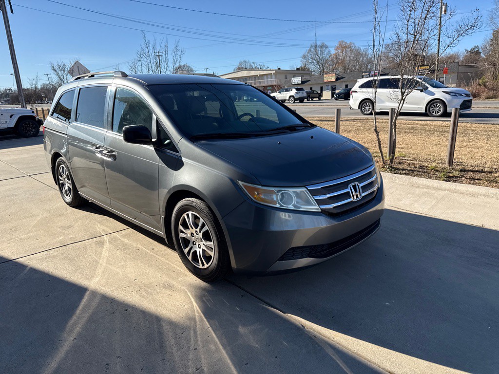 2011 Honda Odyssey Image 6