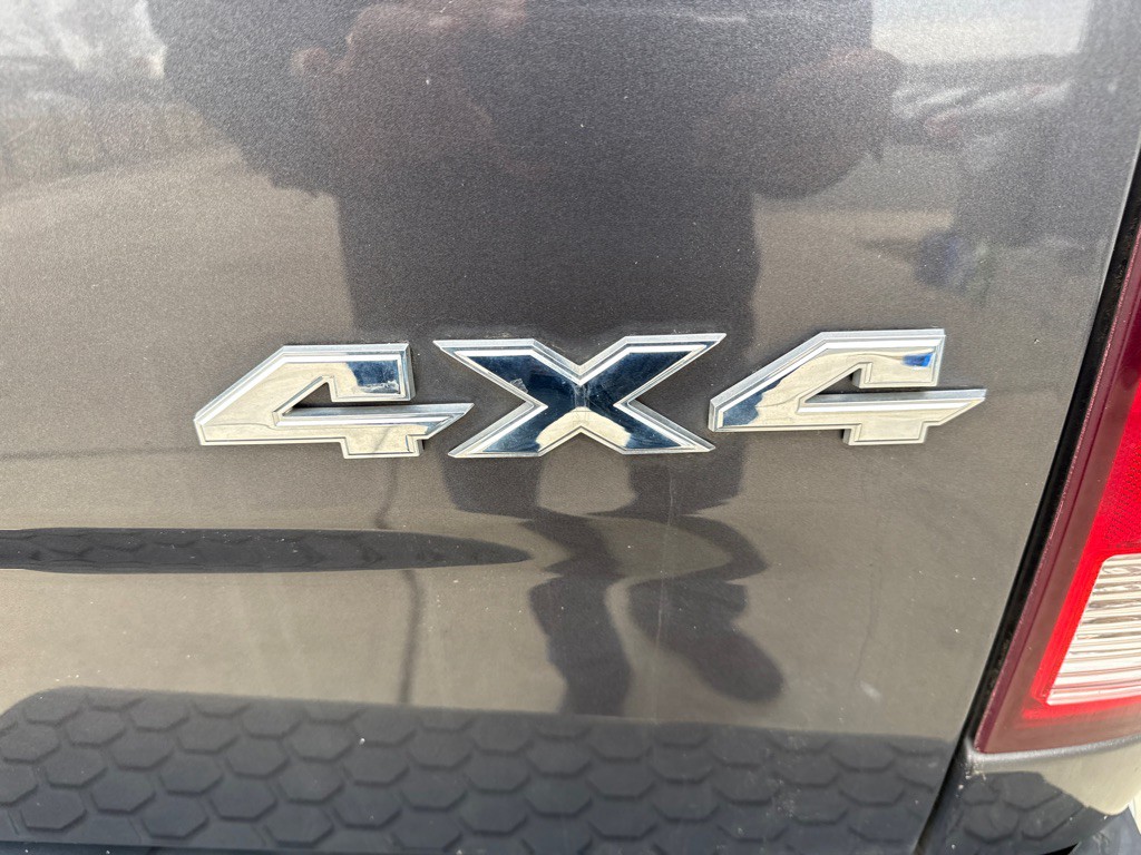 2015 RAM 1500 Image 5