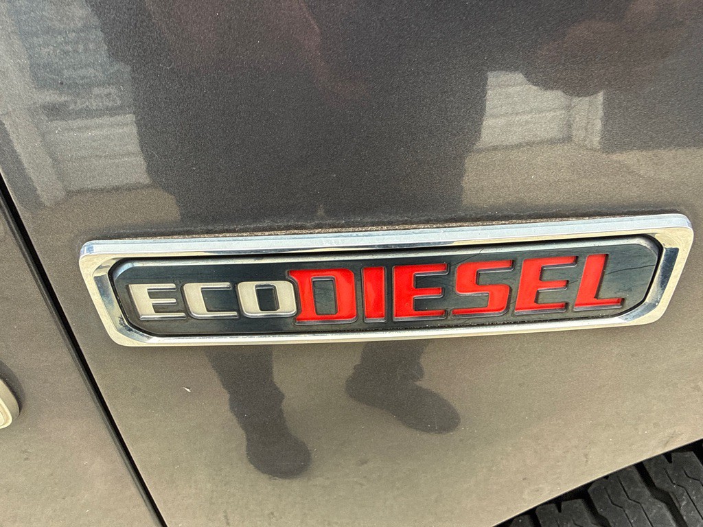 2015 RAM 1500 Image 9