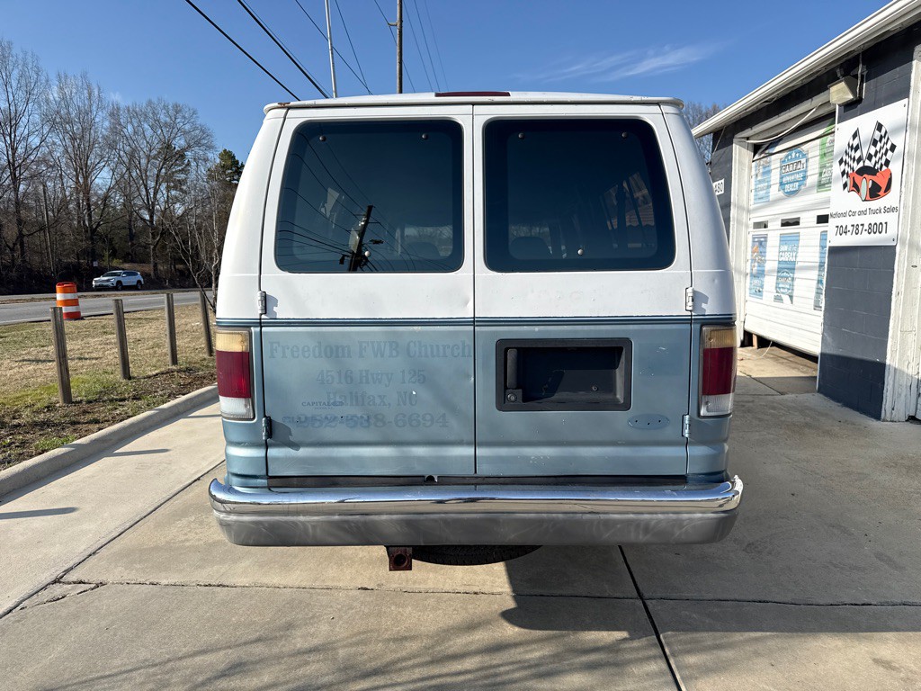 1992 Ford Econoline Image 3