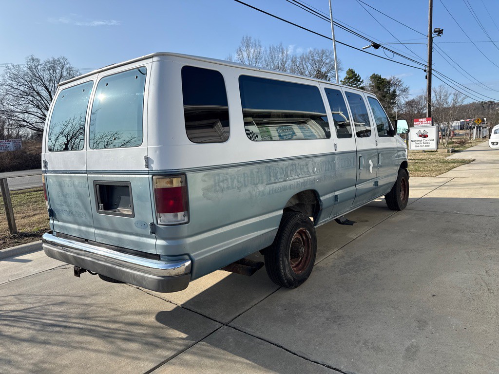 1992 Ford Econoline Image 4
