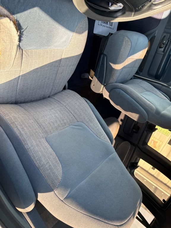 1992 Ford Econoline Image 9