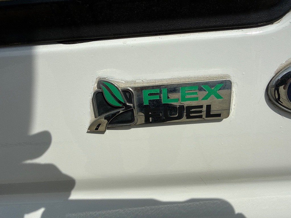 2014 Ford Econoline Image 8