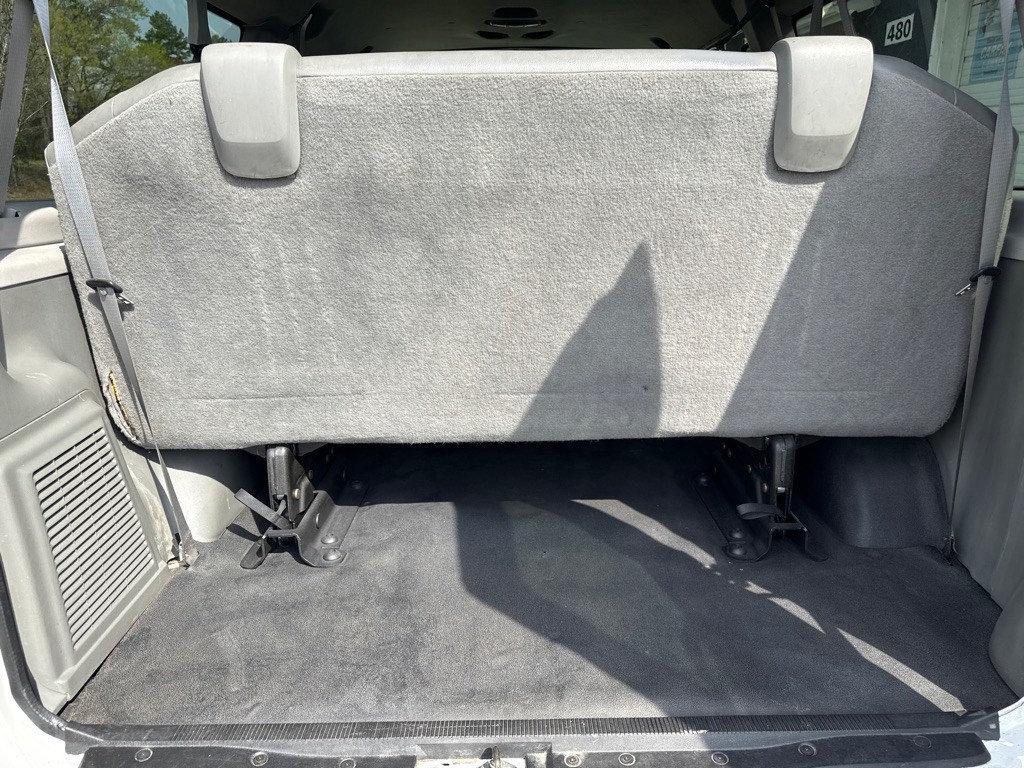 2014 Ford Econoline Image 12