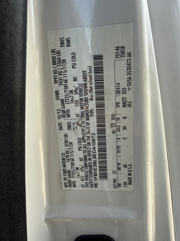 2014 Ford Econoline Image 16