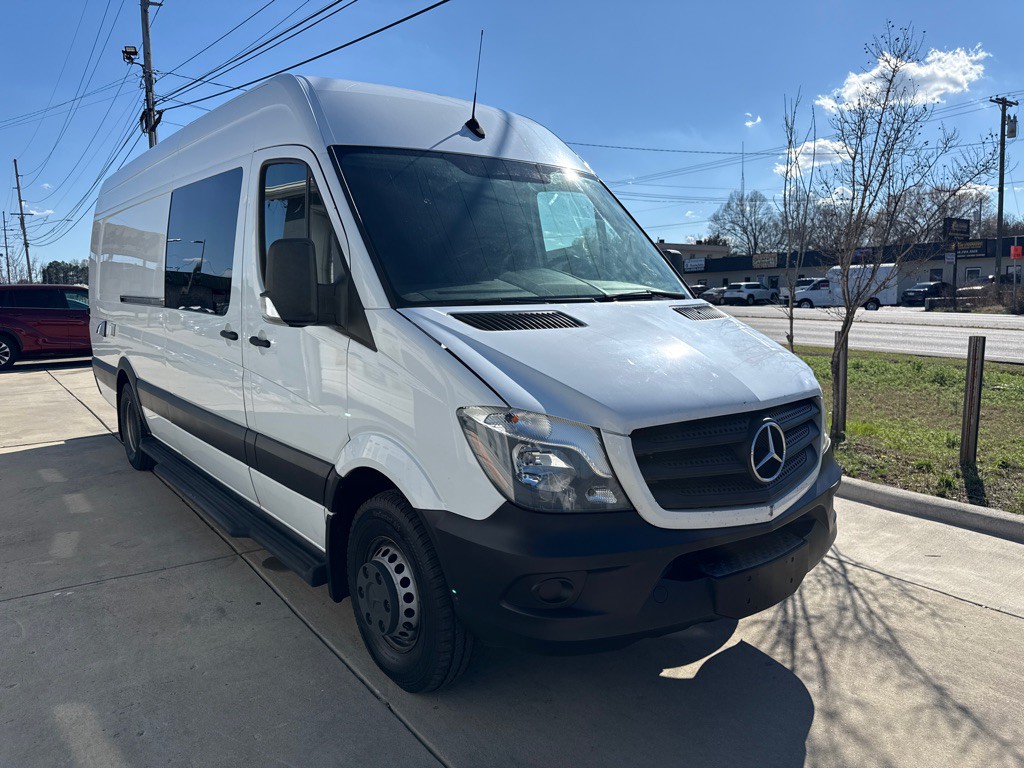 2017 Mercedes-Benz Sprinter Image 5
