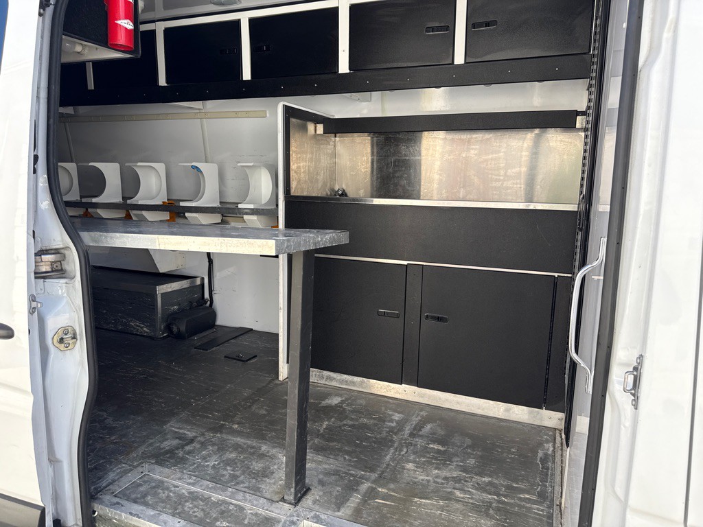 2017 Mercedes-Benz Sprinter Image 15