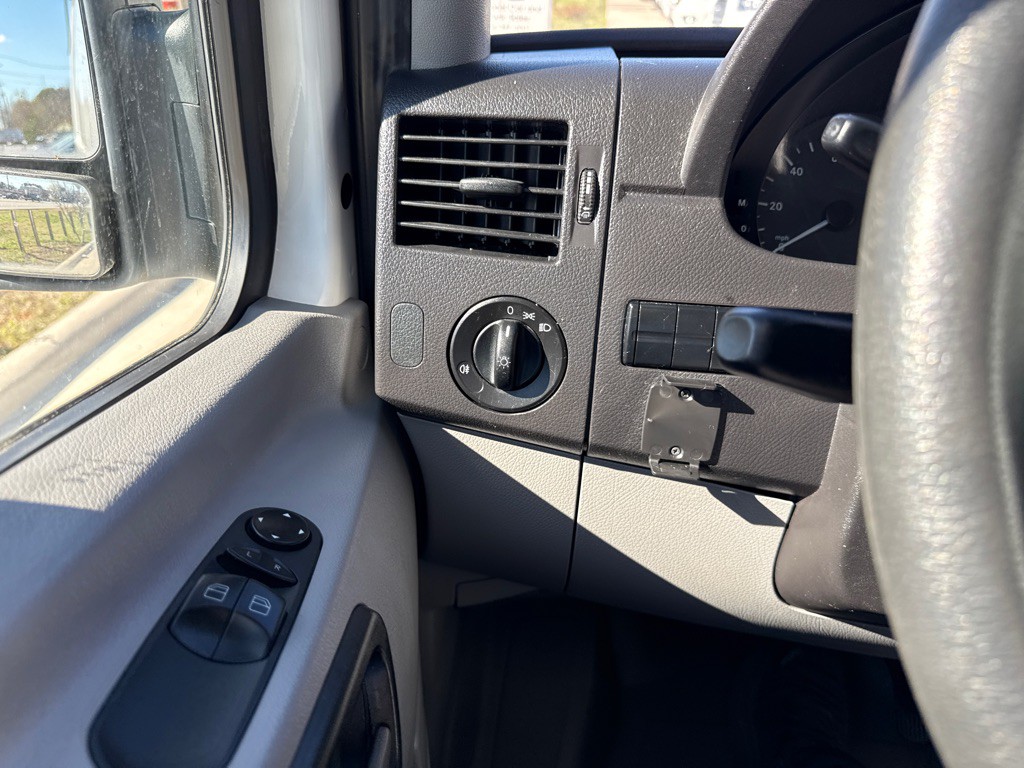 2017 Mercedes-Benz Sprinter Image 19