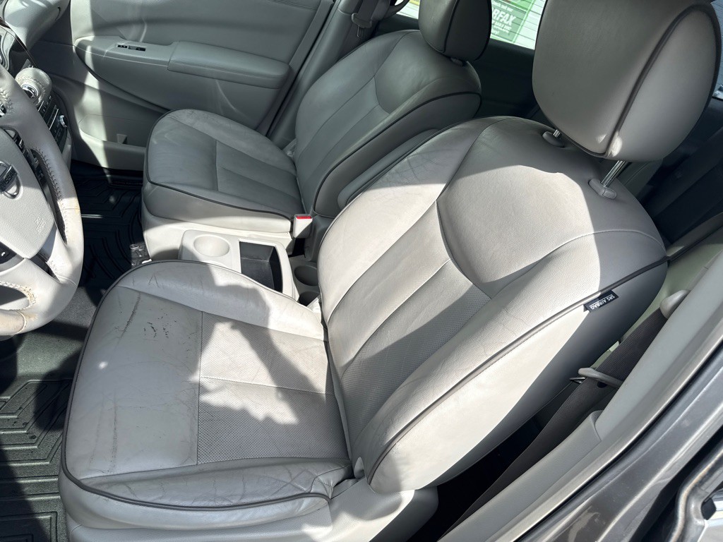 2013 Nissan Quest Image 6