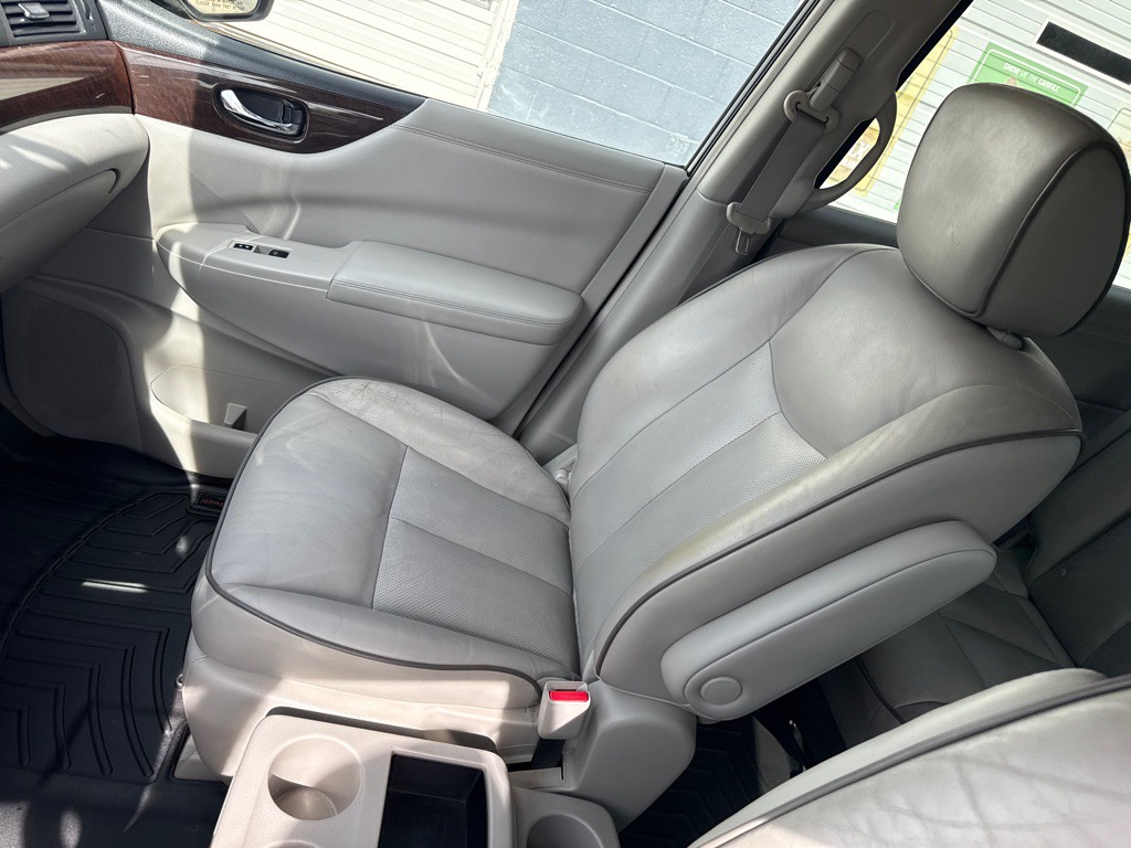 2013 Nissan Quest Image 7
