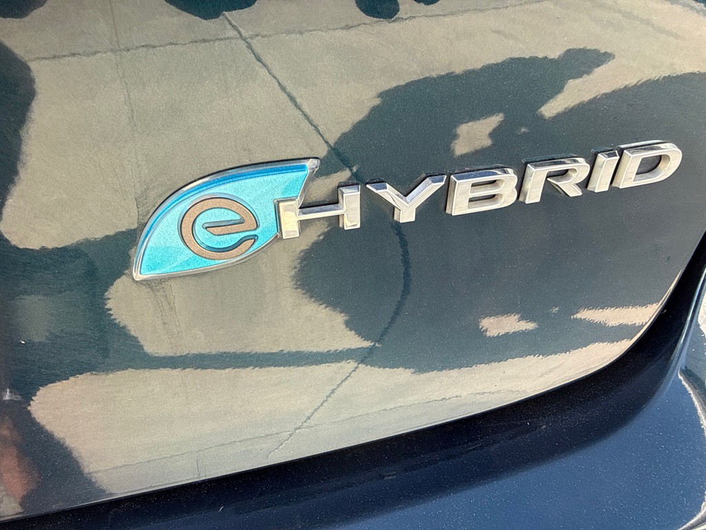 2024 Chrysler Pacifica Image 12
