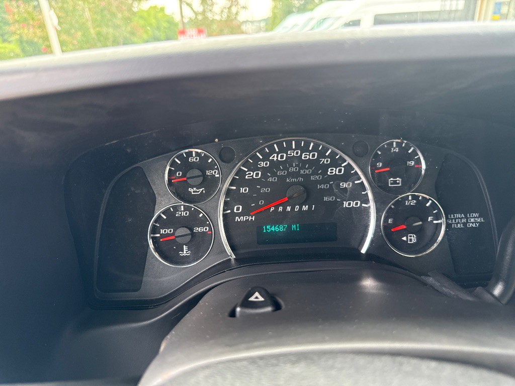 2016 Chevrolet Express Image 14