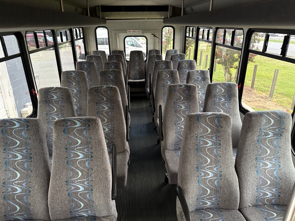 2007 Ford Econoline Image 20
