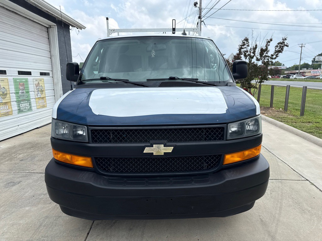 2023 Chevrolet Express Image 5