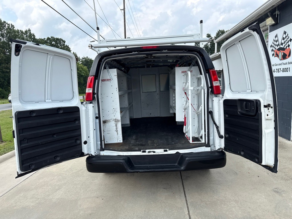 2023 Chevrolet Express Image 6