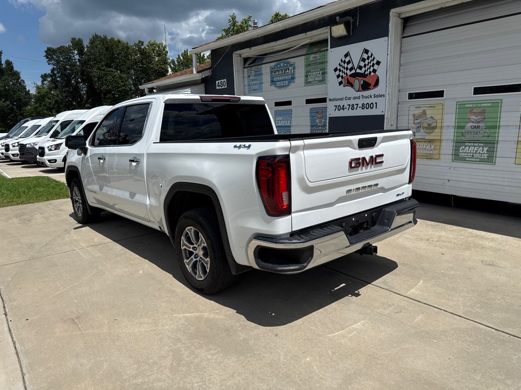 2025 GMC Sierra Image 3