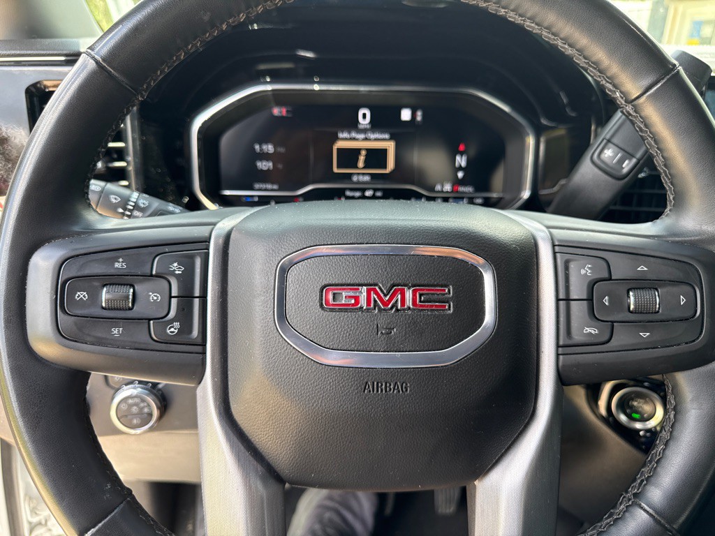 2025 GMC Sierra Image 16