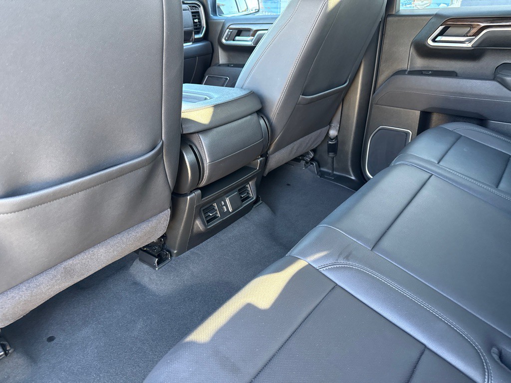 2025 GMC Sierra Image 13