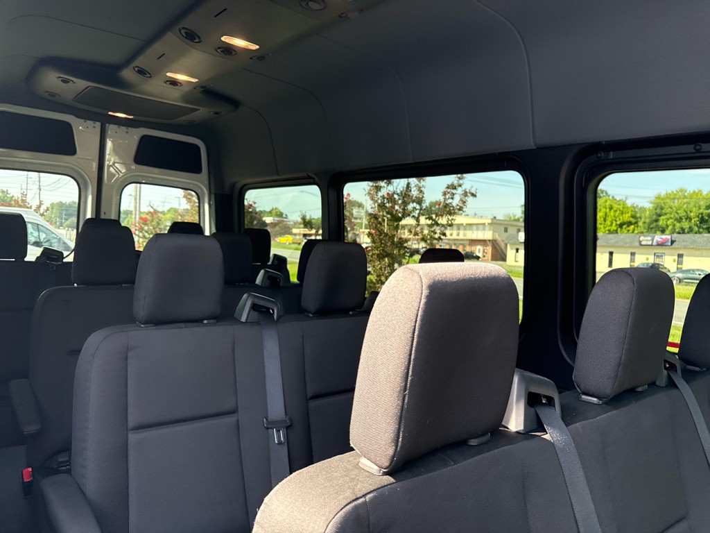 2025 Mercedes-Benz Sprinter Image 10