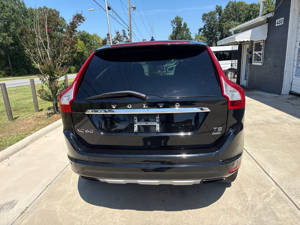 2016 Volvo XC60 Image 3