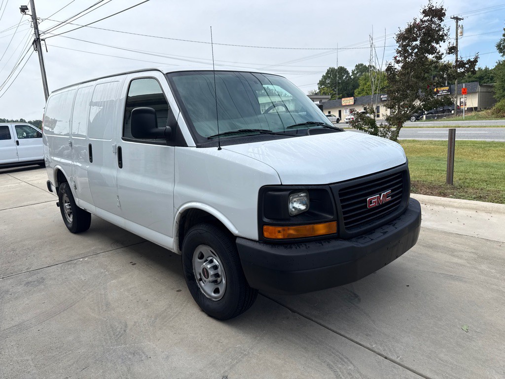 2014 GMC Savana Image 4