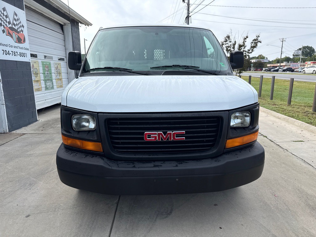2014 GMC Savana Image 5