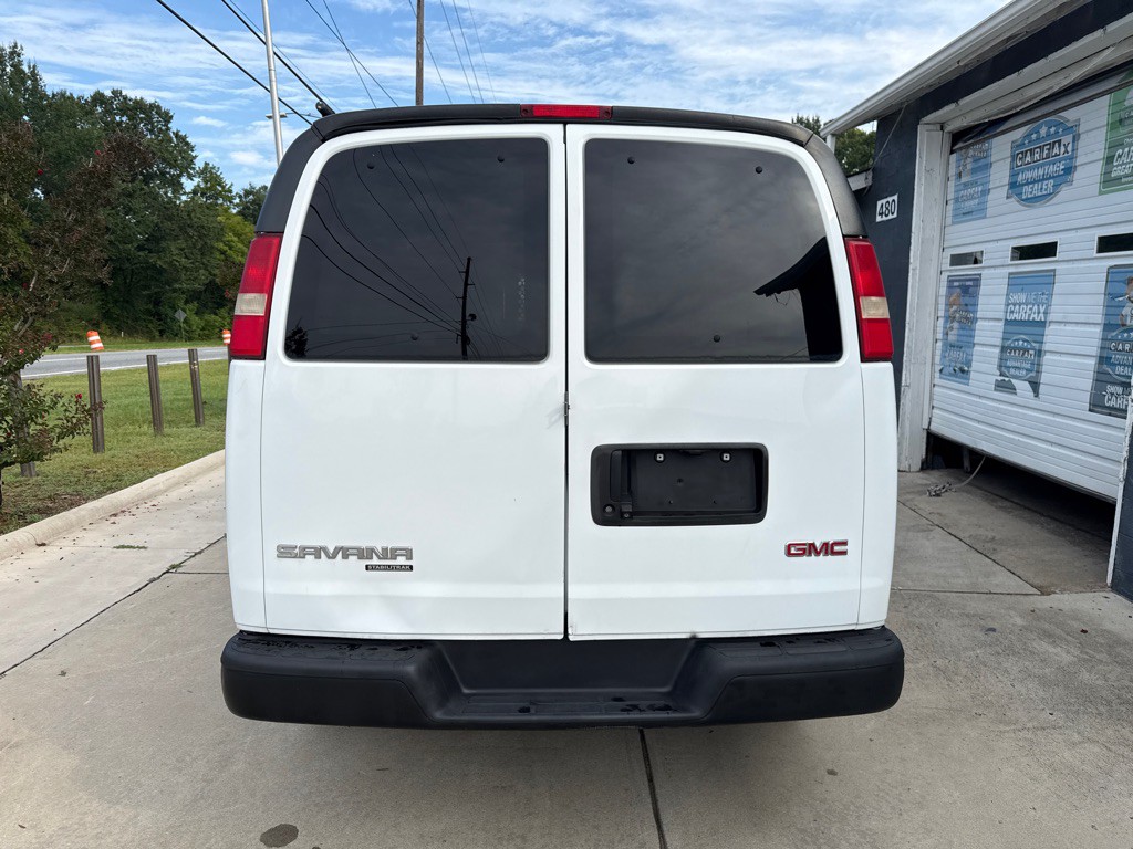 2014 GMC Savana Image 6