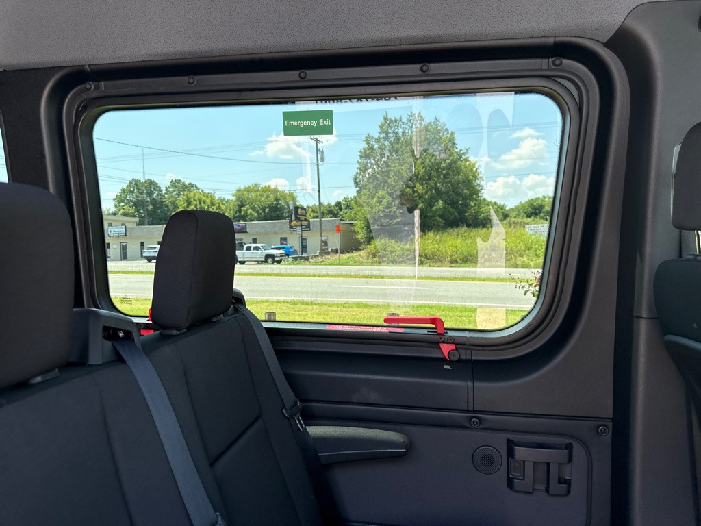 2025 Mercedes-Benz Sprinter Image 13