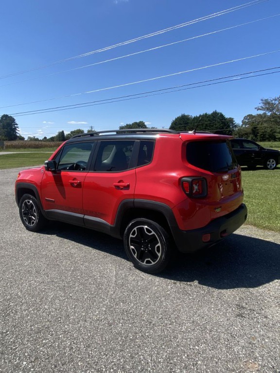 2016 Jeep Renegade Image 3