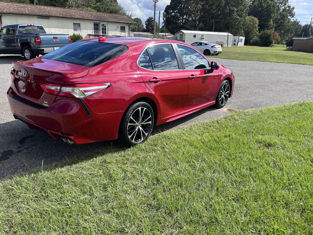 2020 Toyota Camry Image 3