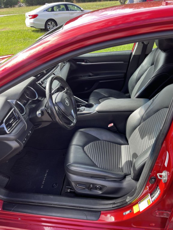 2020 Toyota Camry Image 5