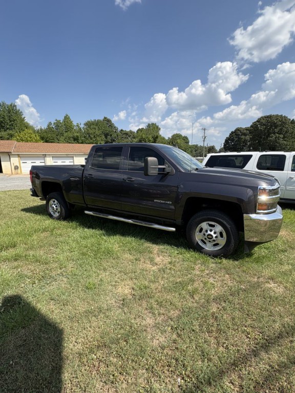2015 Chevrolet Silverado 1500 Image 1