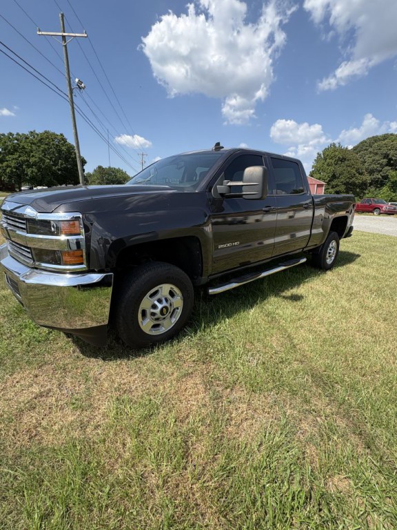2015 Chevrolet Silverado 1500 Image 2