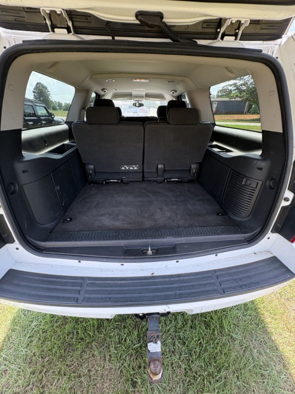 2013 Chevrolet Suburban Image 10