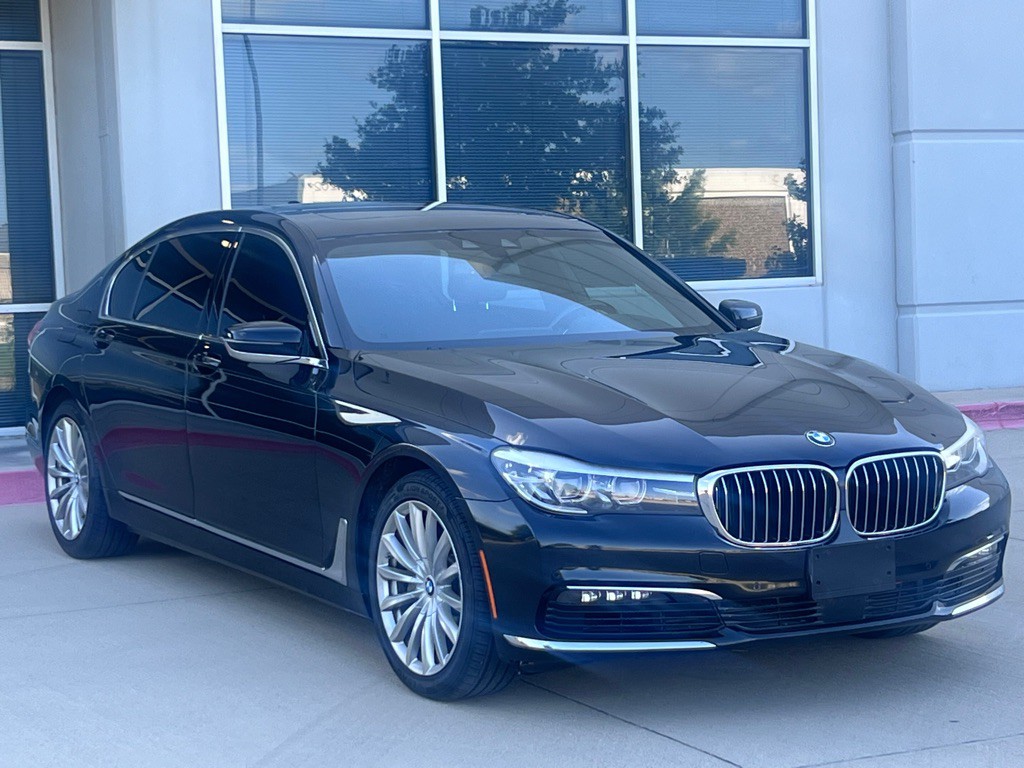 2018 BMW 7 Series Image 3