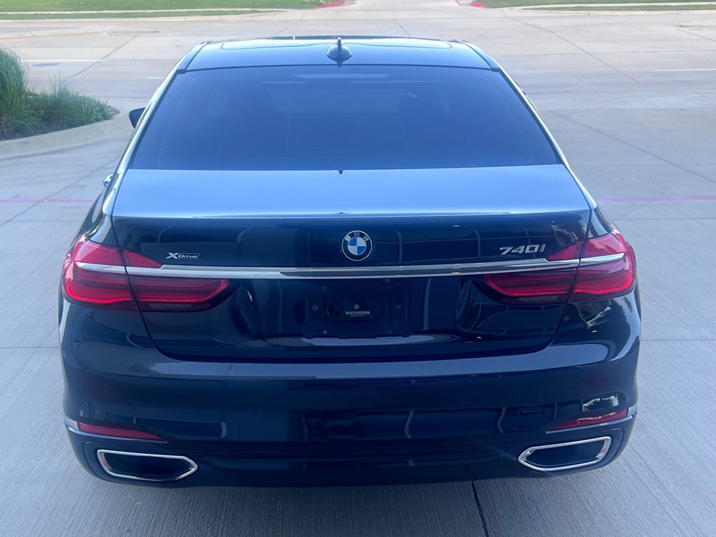 2018 BMW 7 Series Image 5