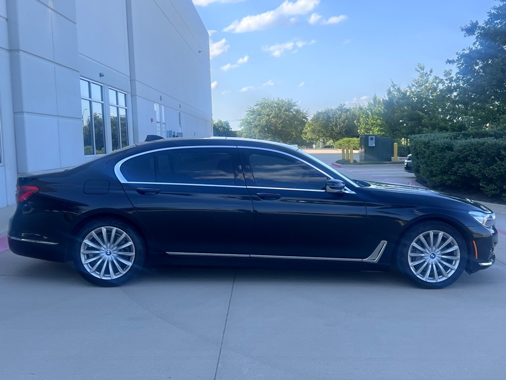2018 BMW 7 Series Image 7