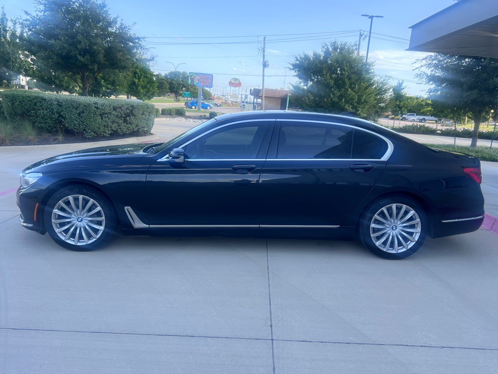 2018 BMW 7 Series Image 8