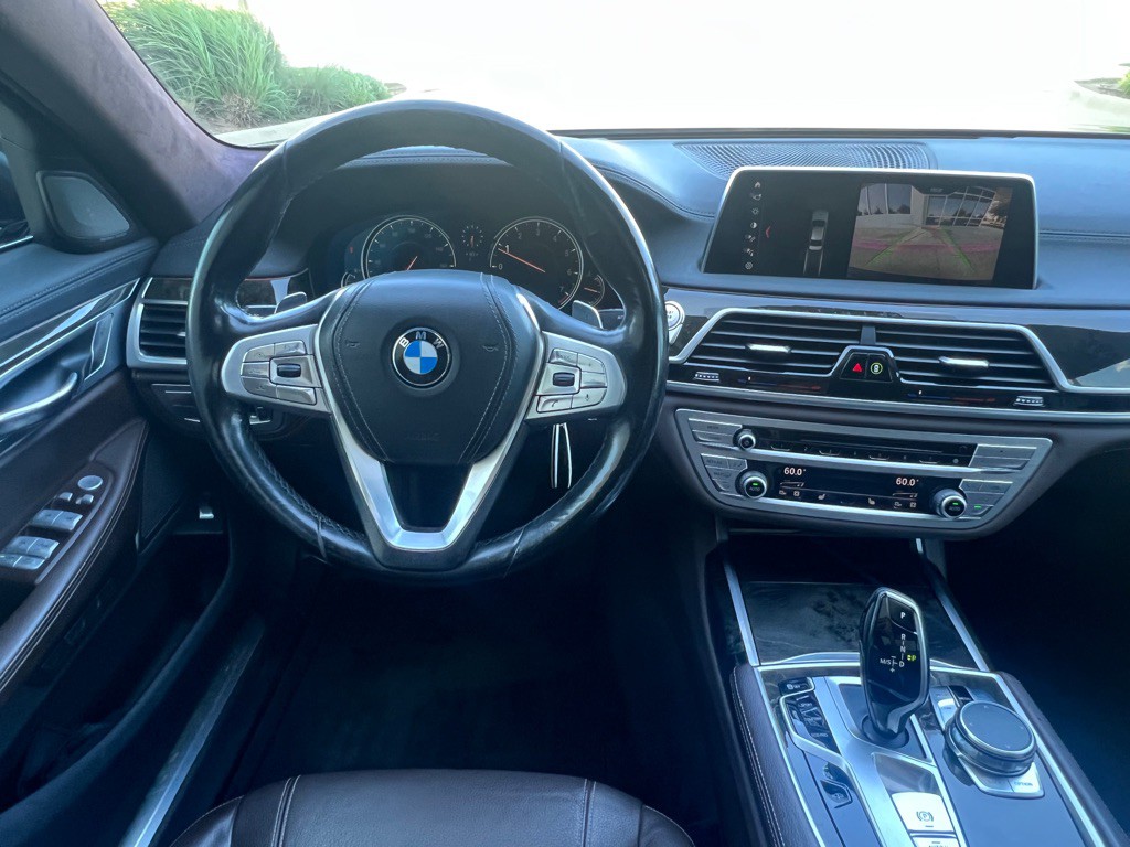 2018 BMW 7 Series Image 18