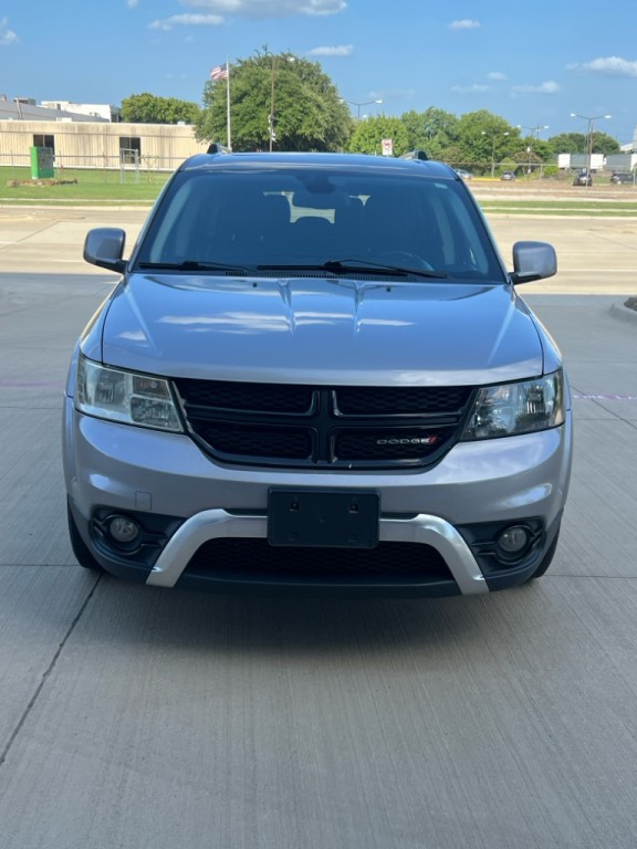 2020 Dodge Journey Image 2
