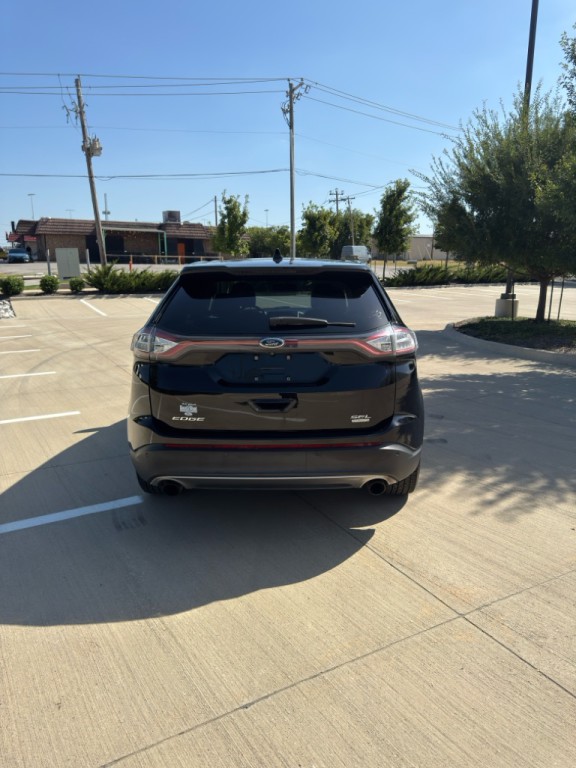 2017 Ford Edge Image 5