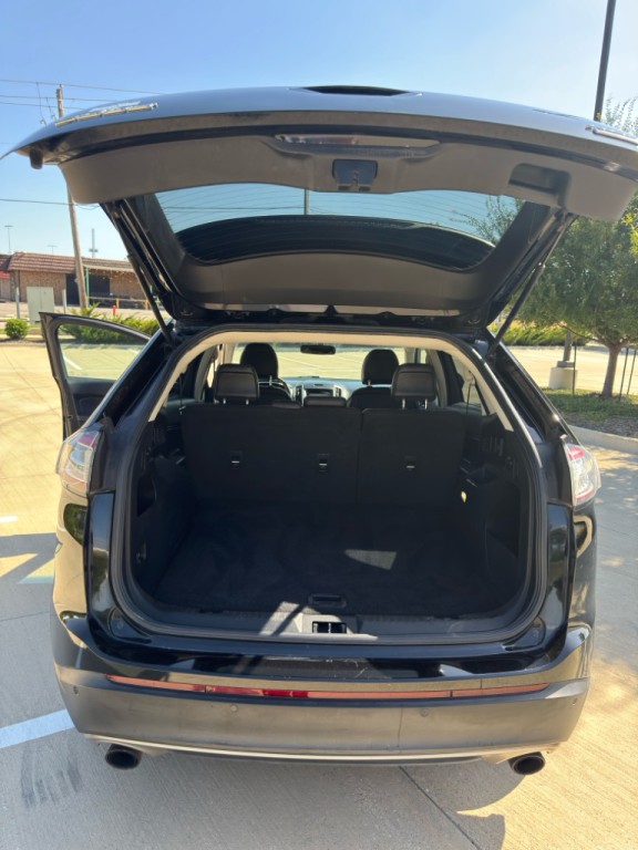 2017 Ford Edge Image 12