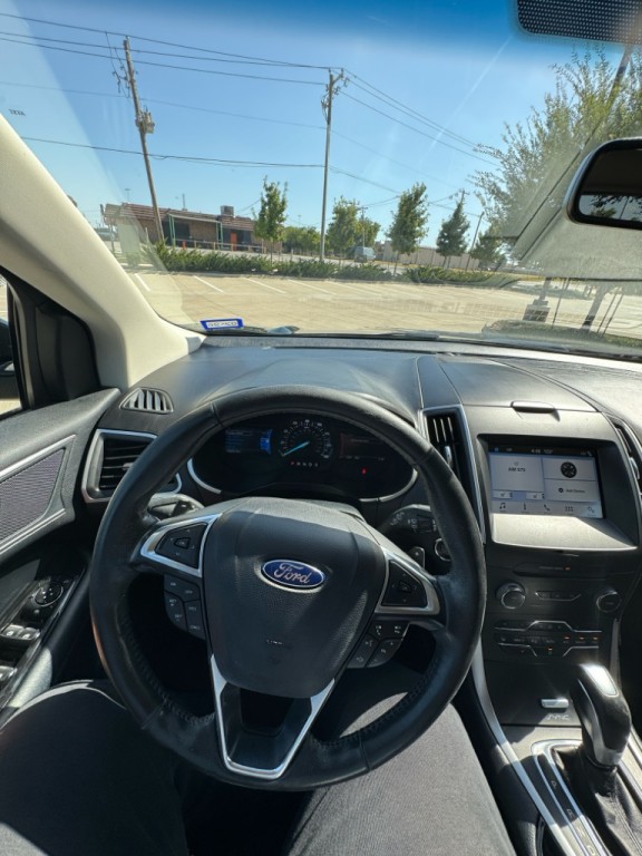 2017 Ford Edge Image 13