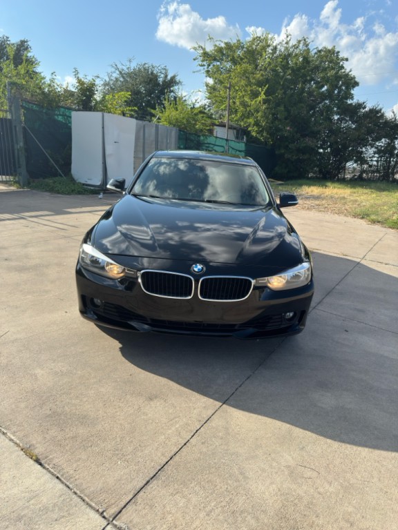 2015 BMW 3 Series Image 2