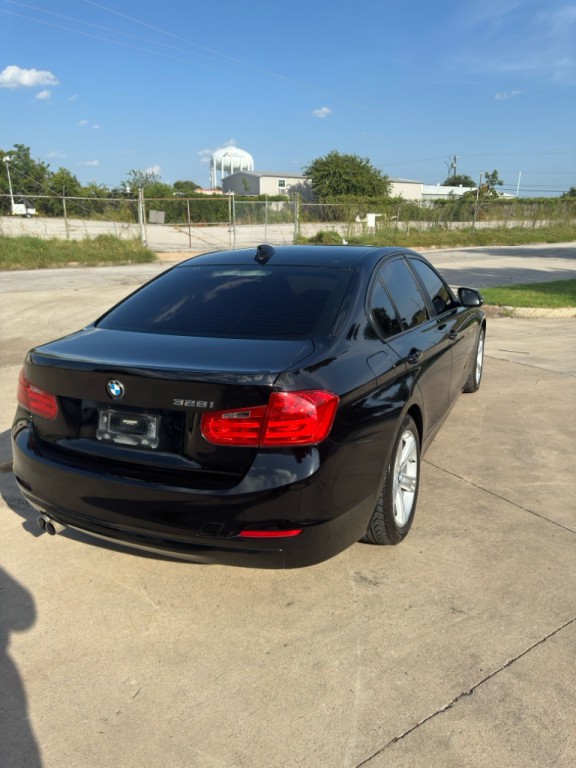 2015 BMW 3 Series Image 5