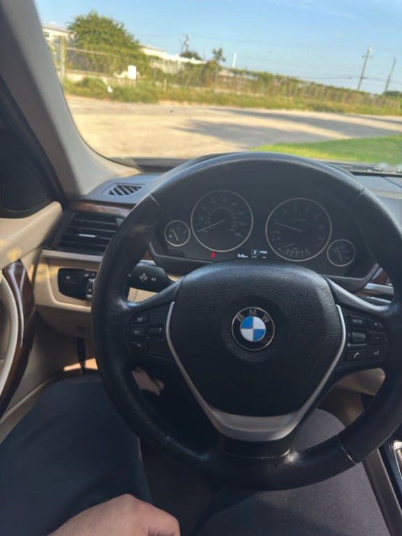 2015 BMW 3 Series Image 13