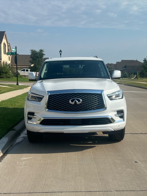 2018 INFINITI QX80 Image 2